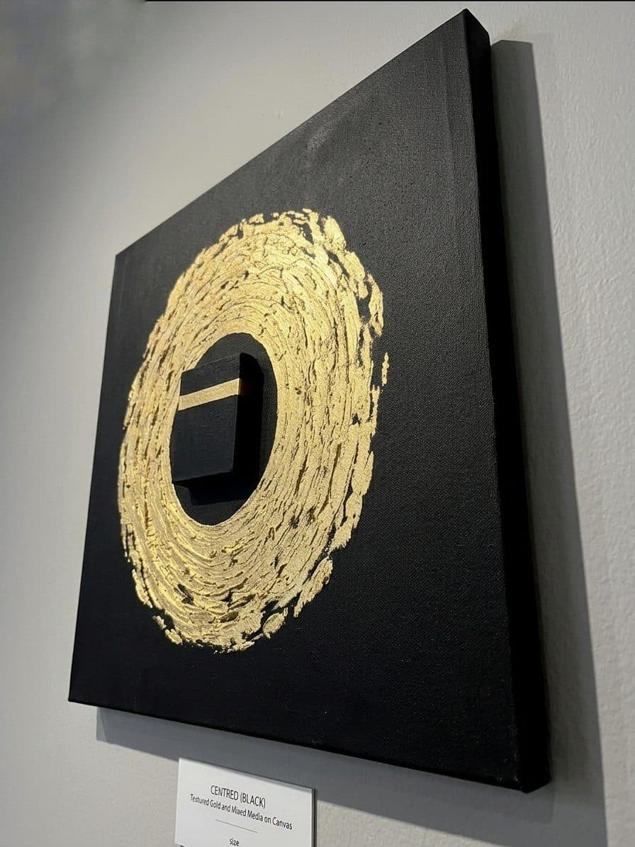 Centred (Black)